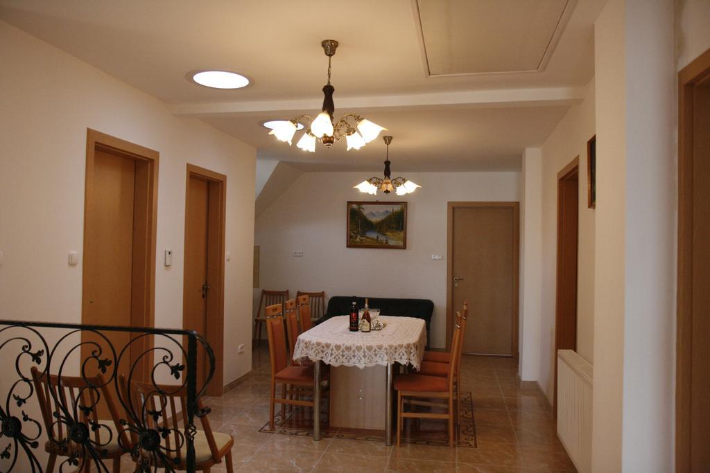 Pacsirta Vendeghaz Hotel Egerszalok Bagian luar foto